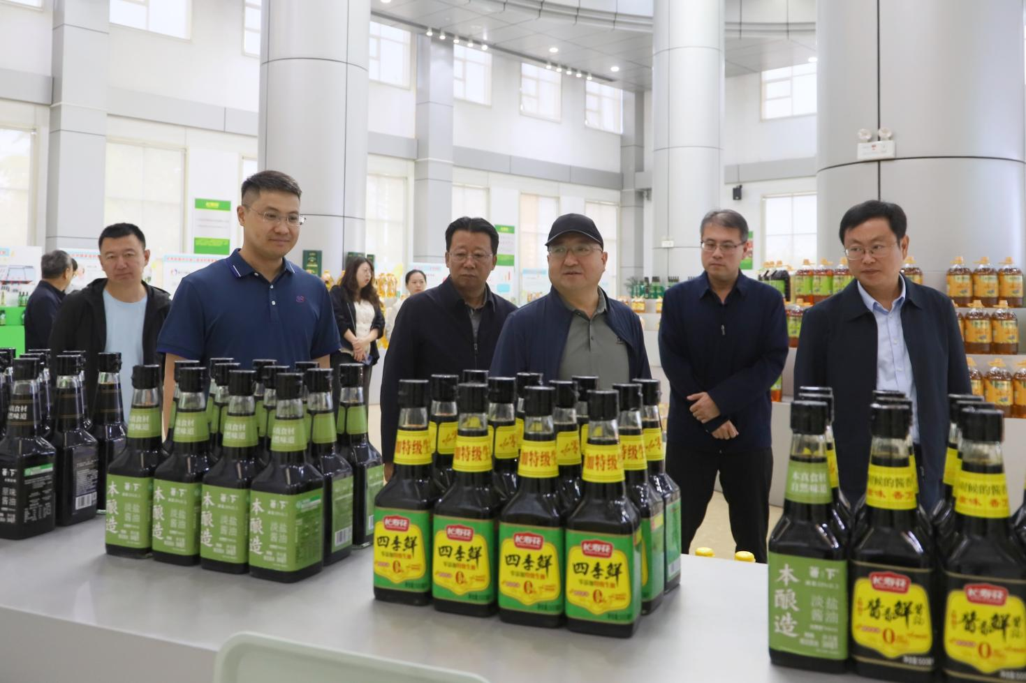 甘肃省金昌市粮食和物资储备局考察组来山东三星集团考察