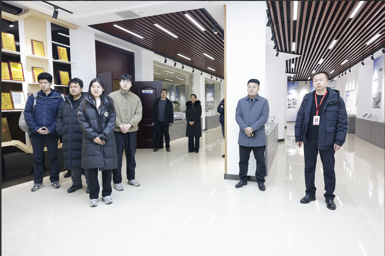 北京大学、中国科学技术大学“先锋计划”寒假社会实践团来山东三星集团调研