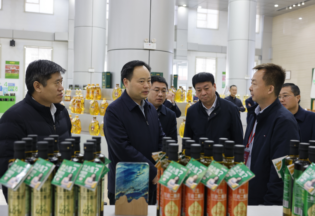 濉溪县委书记史庆超来山东三星集团考察