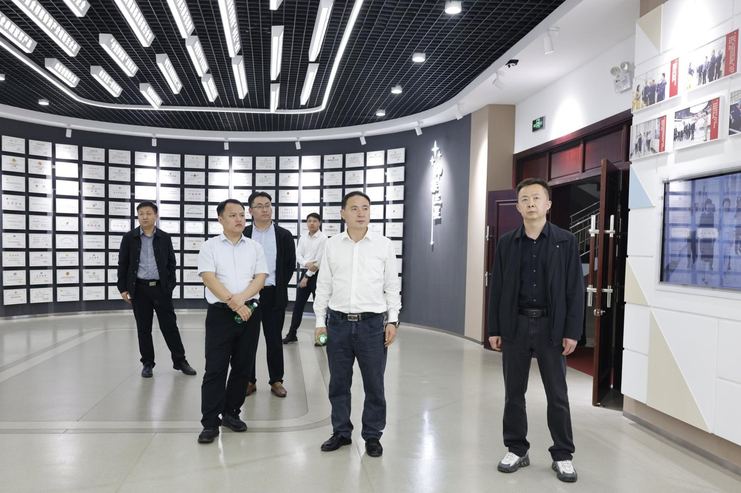 滨州市委办公室调研组来山东三星集团调研